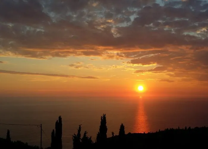 Amalia Apartment Exanthia